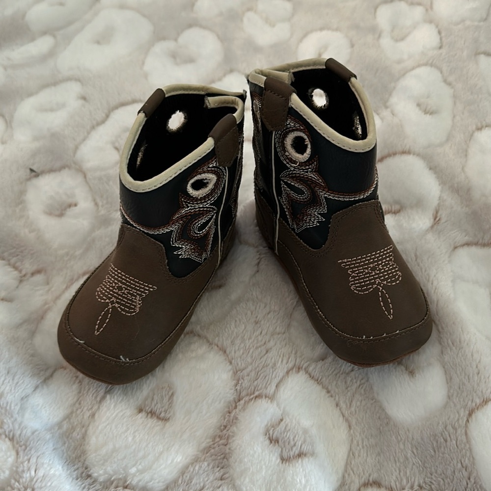 Twister baby cowboy boots Velcro
